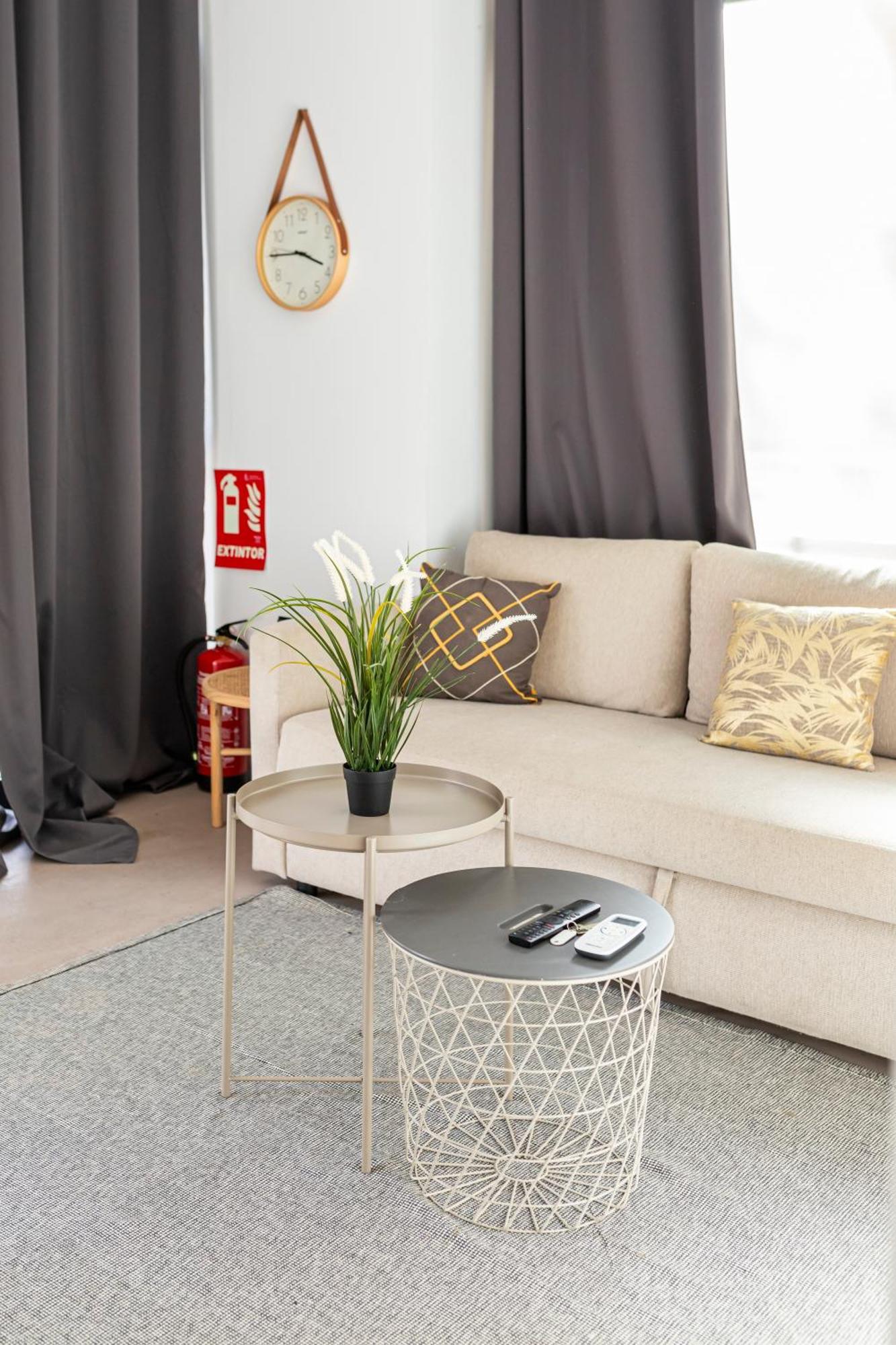 Resolana Suites Sevilla Buitenkant foto