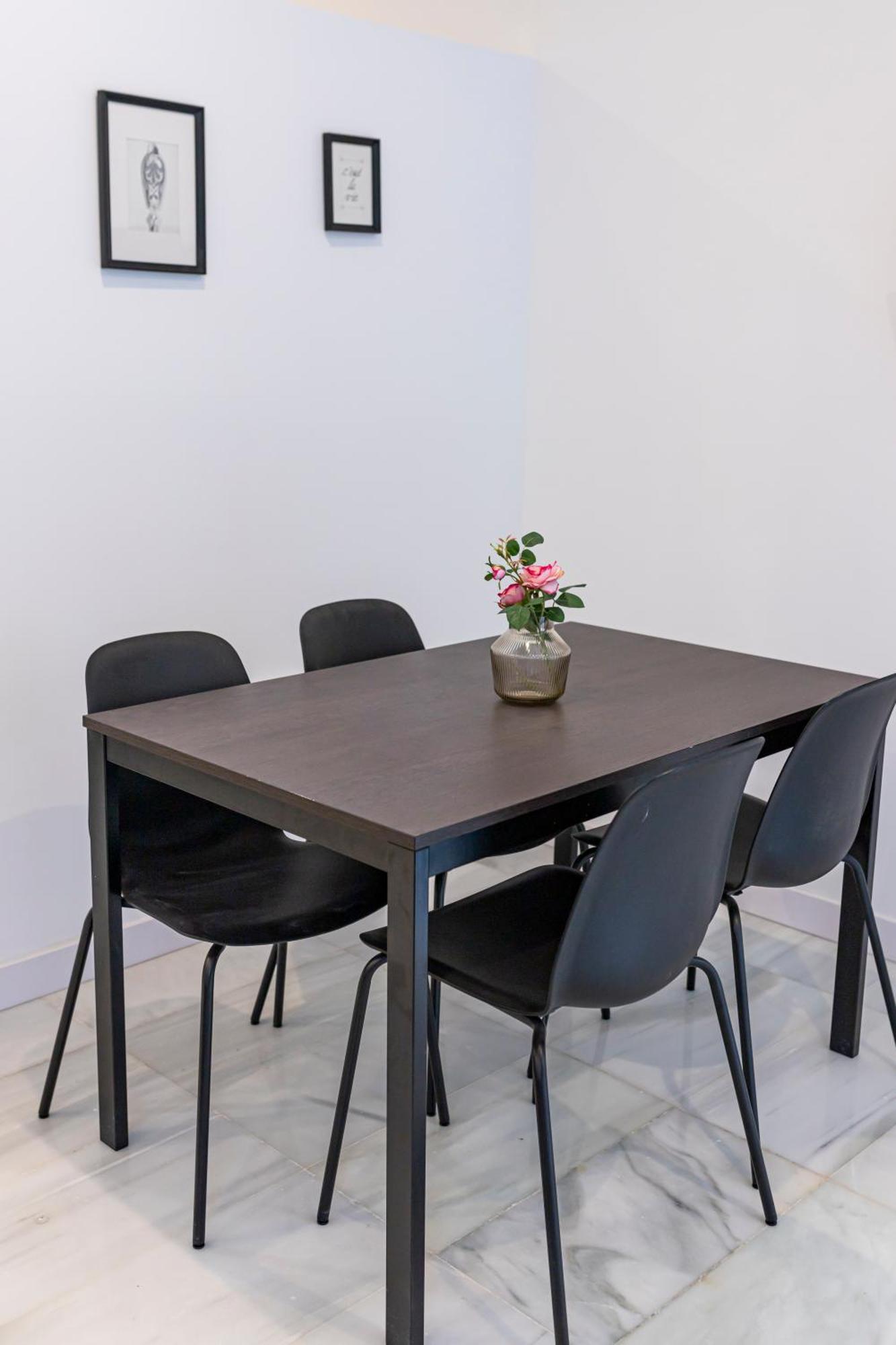 Resolana Suites Sevilla Buitenkant foto