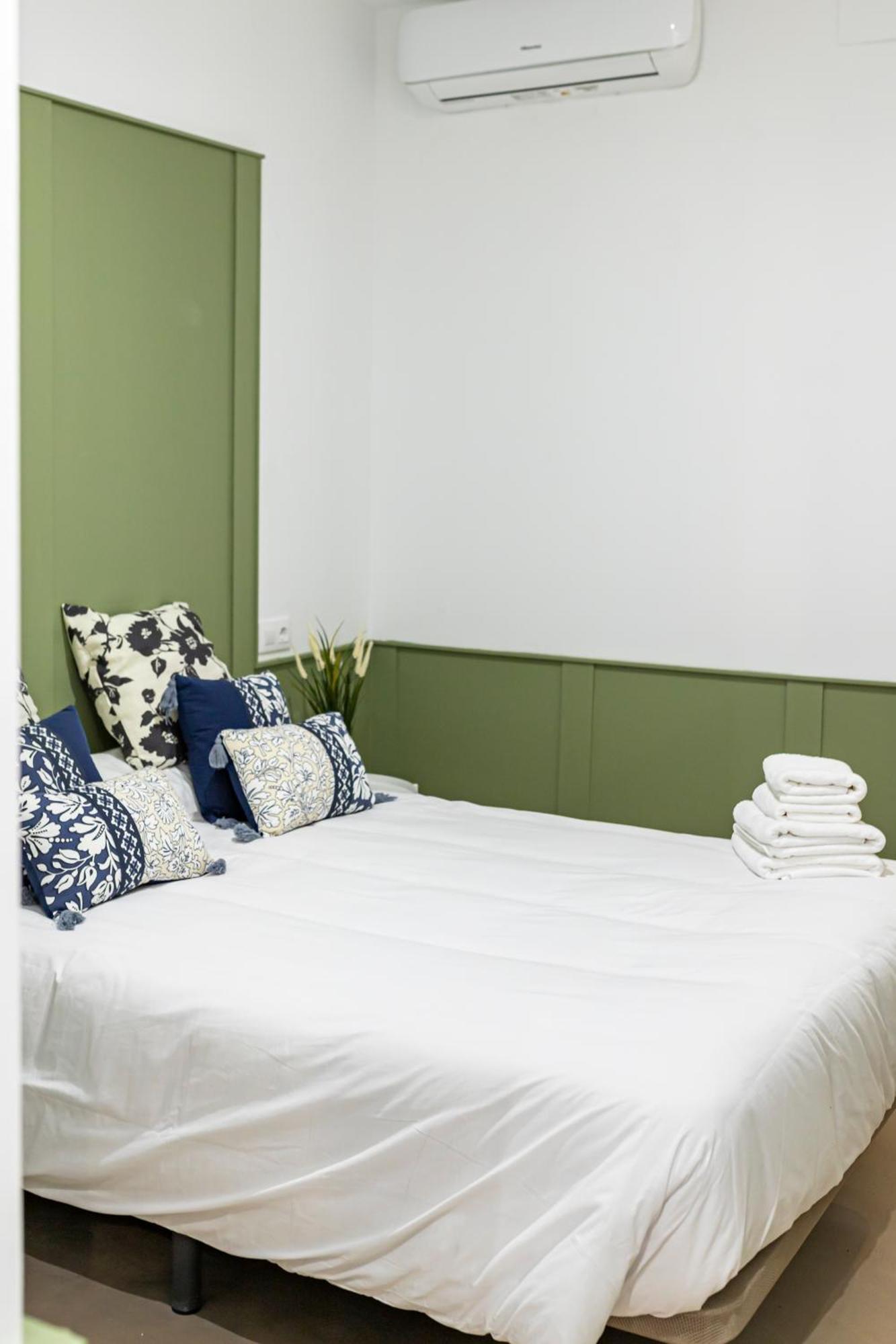 Resolana Suites Sevilla Buitenkant foto